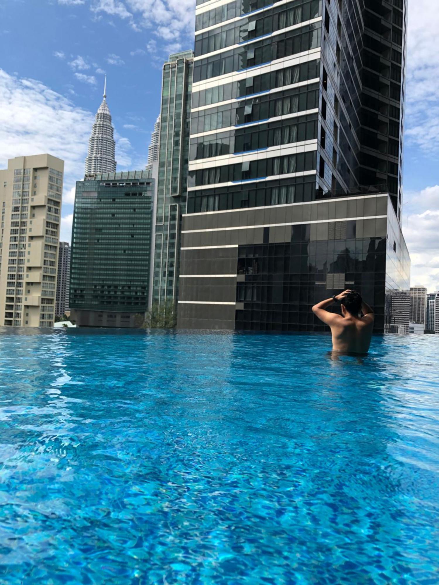 8 Kia Peng Suites Klcc By Luna クアラルンプール エクステリア 写真