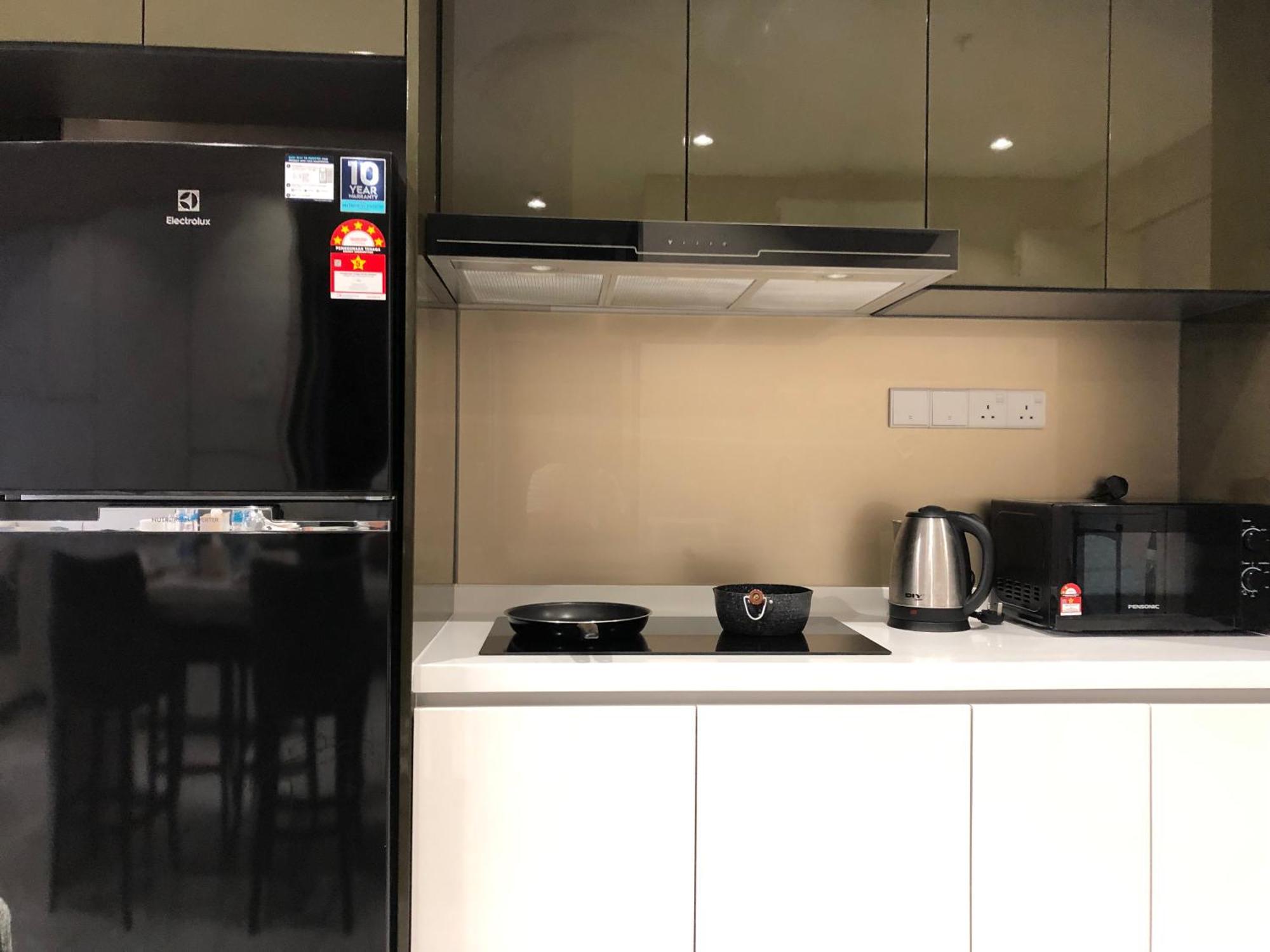 8 Kia Peng Suites Klcc By Luna クアラルンプール エクステリア 写真