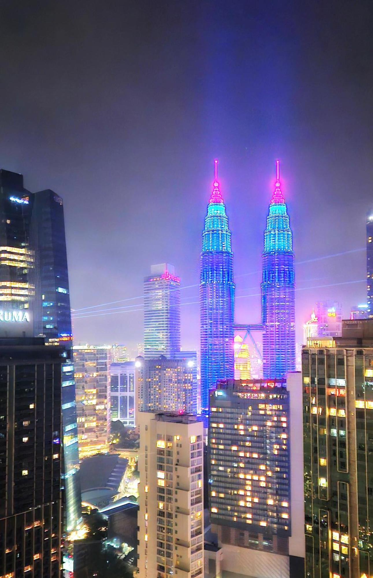 8 Kia Peng Suites Klcc By Luna クアラルンプール エクステリア 写真